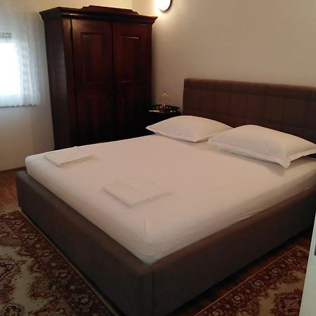 Apartman Gordana Τρογκίρ Εξωτερικό φωτογραφία